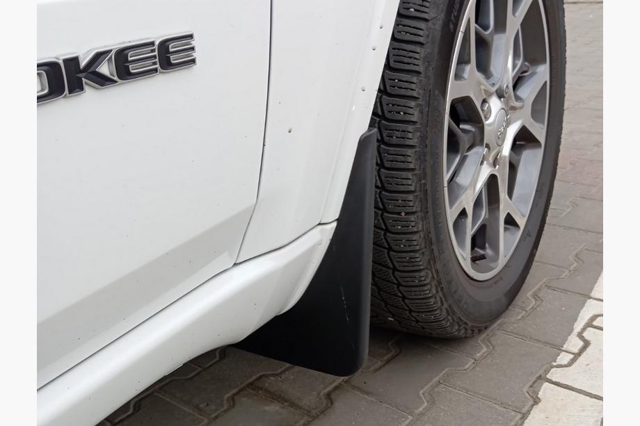Jeep Grand Cherokee WK2 2010-2021 Aparatori noroi Premium (4 buc) Image