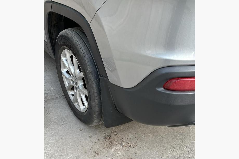 Jeep Cherokee KL 2013- Aparatori noroi Premium Originale (2013-2019, 4 buc) Image
