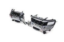 Toyota Land Cruiser 200 2007-2021 Faruri Fata 2016+ (LX-Design) foto 17