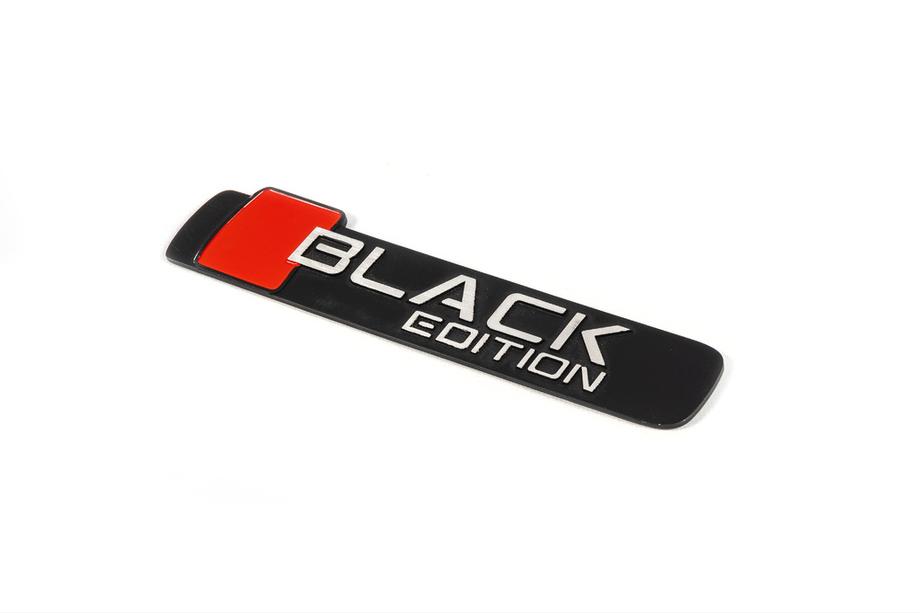 Toyota Land Cruiser 200 2007-2021 Inscription BlackEdition (1 buc) Image