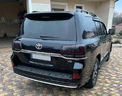 Toyota Land Cruiser 200 2007-2021 Stopuri Spate 2016-2021 (Sequential Red) foto 7