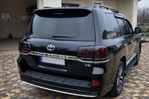 Toyota Land Cruiser 200 2007-2021 Stopuri Spate 2016-2021 (Sequential Red) foto 6