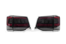 Toyota Land Cruiser 200 2007-2021 Stopuri Spate 2016-2021 (Sequential Red) foto 4