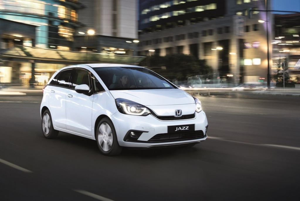 Vânzările modelului hibrid Honda Jazz e: HEV au început în Ucraina
