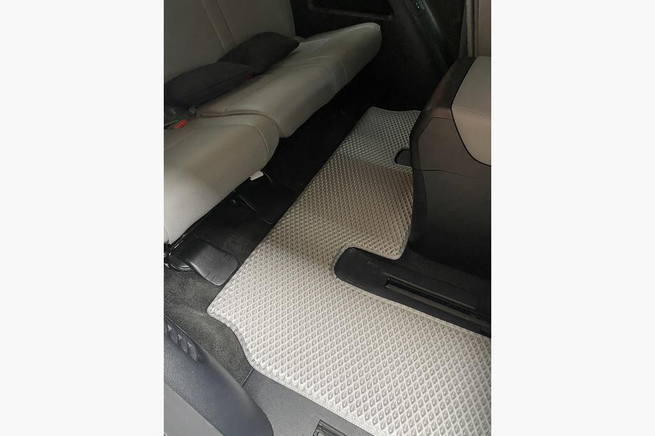 Toyota Sequoia 2007-2022 Covorase poliuretan 3 randuri (EVA, gri) Randul din mijloc - 3 locuri Foto 8