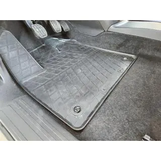 Covorase cauciuc Stingray (4 buc, clips CP2) Citroen Berlingo/Multispace 2018- foto 1