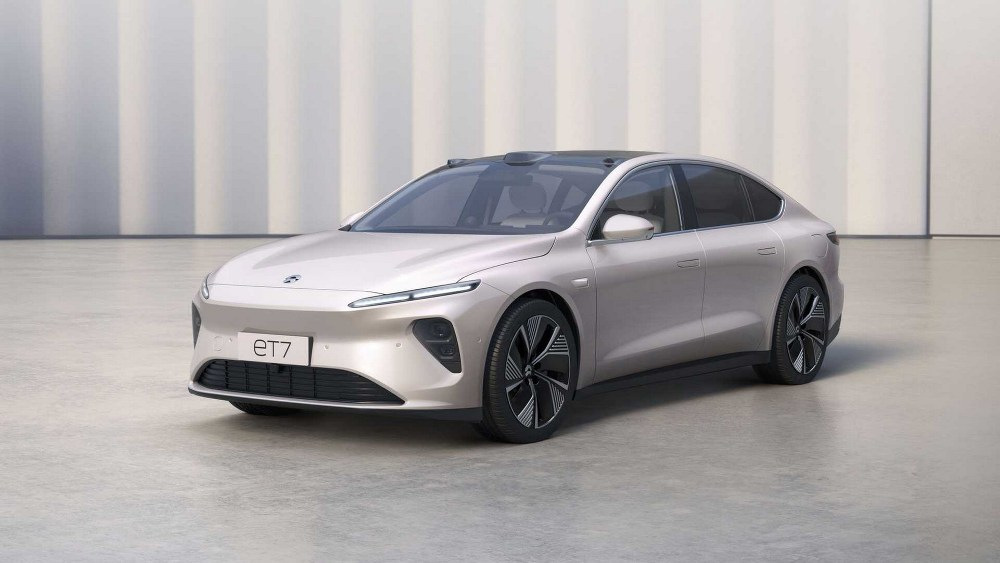 Chinezii vor lansa un sedan electric cu o autonomie de până la 1000 km