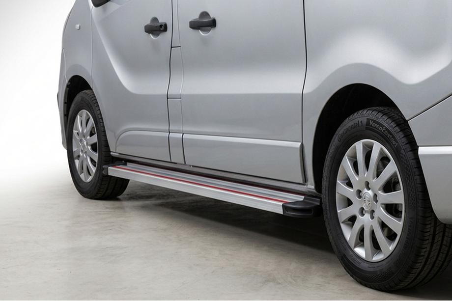 Renault Trafic 2015- Praguri Laterale Maya Rosu-Gri (2 buc, Aluminiu) Ampatament lung Image