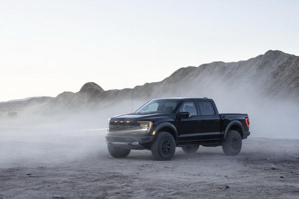 Ford F-150 Raptor prezentat într-o versiune actualizată