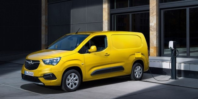 A existat o modificare electrică a utilitarului compact Opel Combo