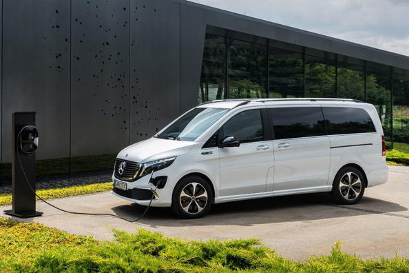 Mercedes-Benz EQV: review-ul minivanului electric – facelift, autonomie si succesorul VLE