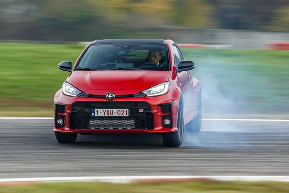 Sport cu tracțiune integrală hatchback Toyota GR Yaris