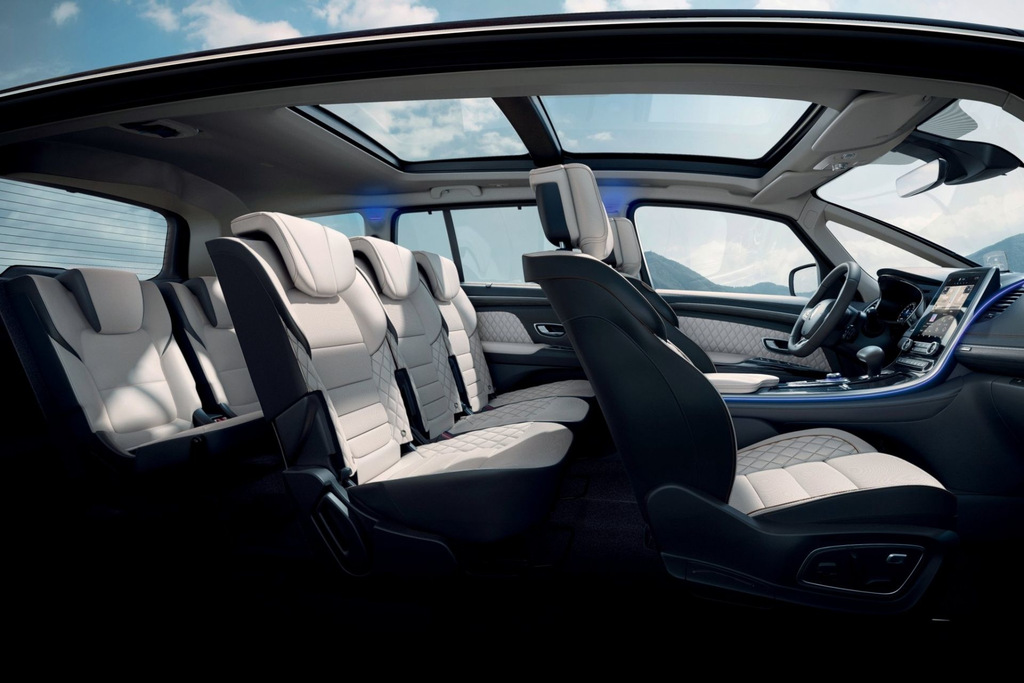 Revizuire a minivanului Renault Espace actualizat