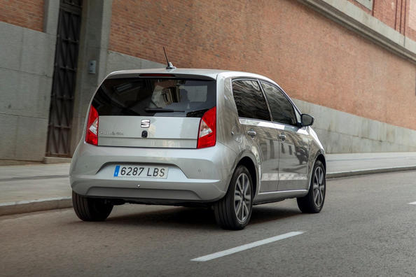 Recenzie a hatchback-ului electric compact SEAT Mii Electric Fotografie 6