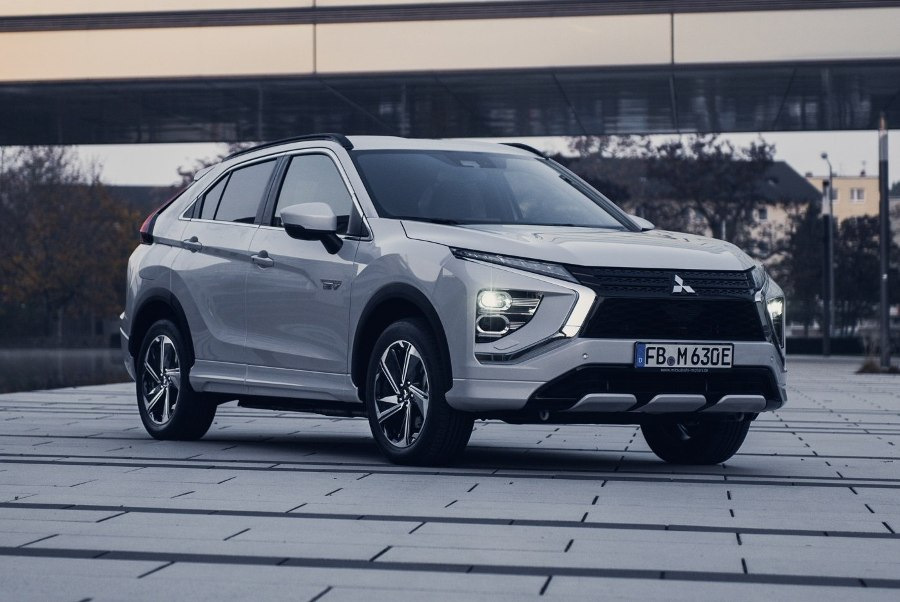 Recenzie a crossover-ului actualizat Mitsubishi Eclipse Cross