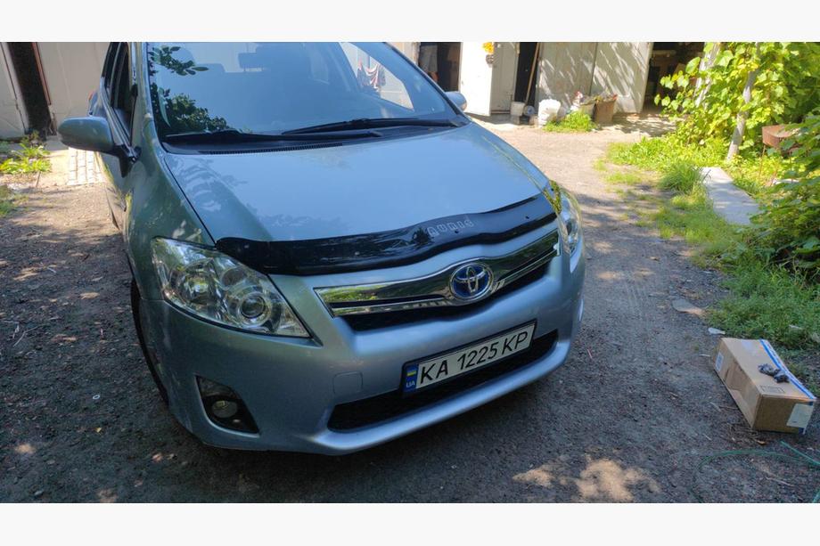 Toyota Auris 2007-2012 Deflector capota 2009-2012 (VIP) Image