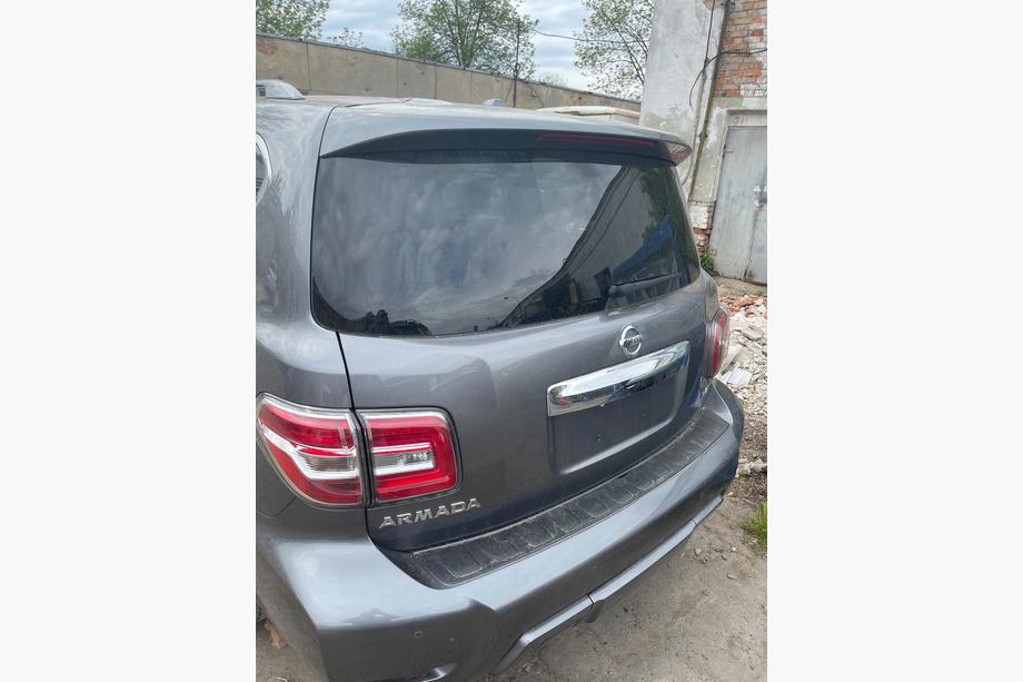 Nissan Armada 2016-2024 Stopuri spate LED (Originale, second hand, an 2019) Foto 6