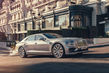 Revizuire a sedanului de lux cu tracțiune integrală Bentley Flying Spur foto 2