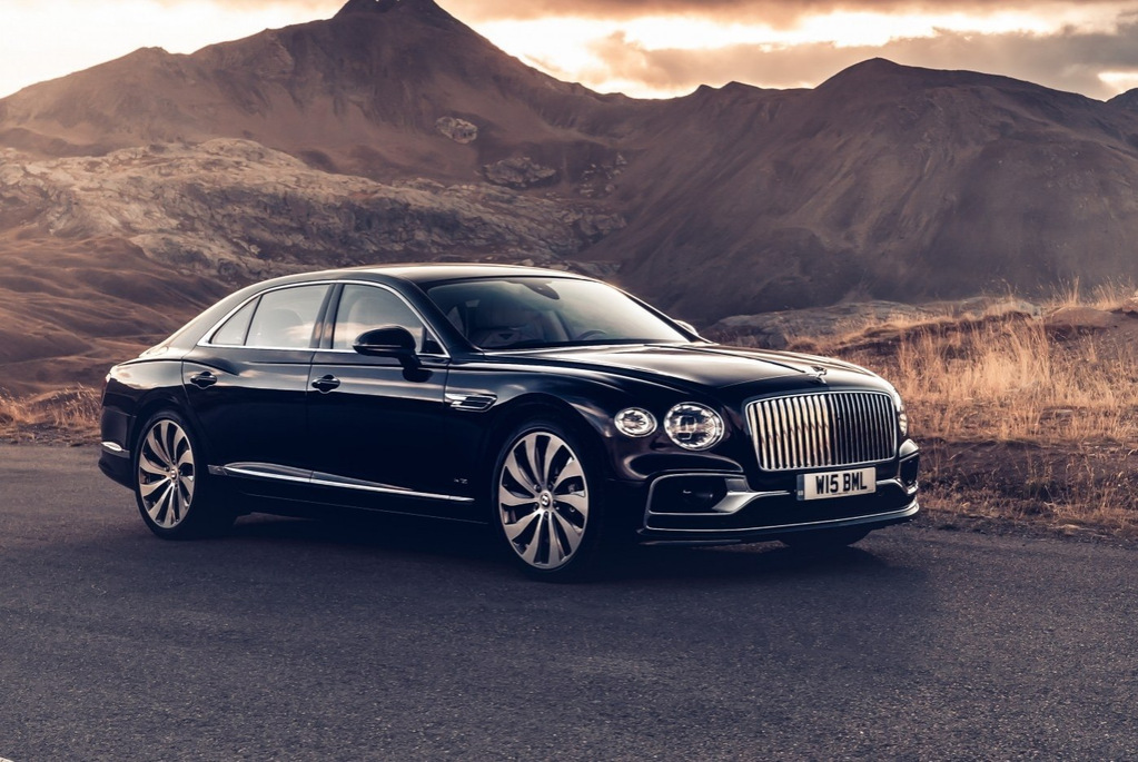 Revizuire a sedanului de lux cu tracțiune integrală Bentley Flying Spur