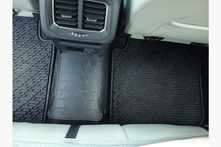 Volkswagen Tiguan 2016-2023 Covoras tunel spate (Stingray Premium) Foto 4