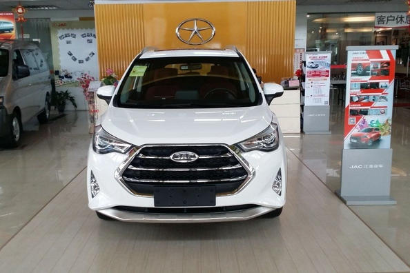Revizuirea crossover-ului compact JAC S3