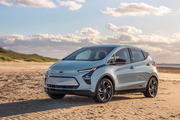 Revizuire a modelului Chevrolet Bolt EV hatchback actualizat
