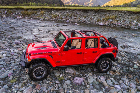 Jeep Wrangler Recenzie SUV nelimitată despre a patra încarnare Fotografie 2