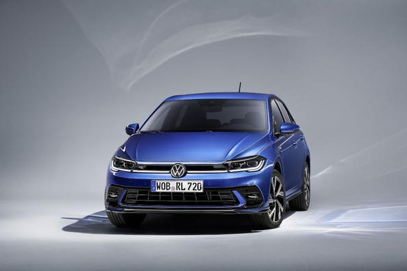 Actualizat Volkswagen Polo hatchback cu cinci uși
