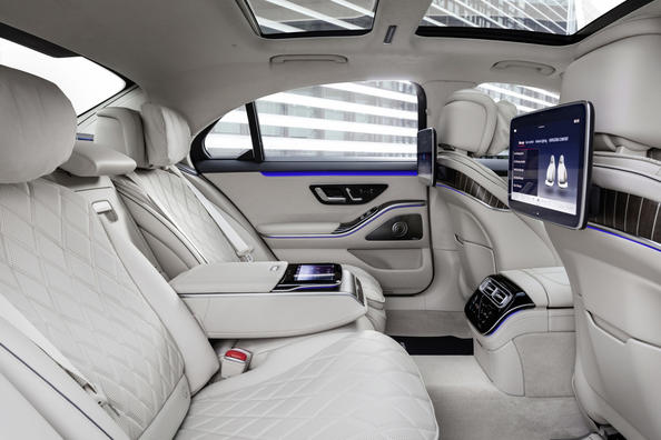 Noua generație a berlinei premium Mercedes-Benz S-Class Fotografie 12