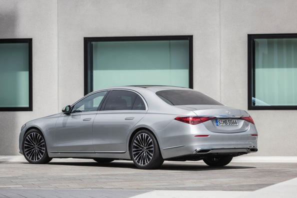 Noua generație a berlinei premium Mercedes-Benz S-Class Fotografie 4