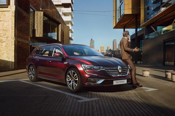 Recenzie a break-ului modernizat Renault Talisman Estate