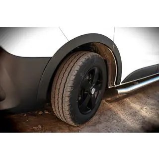 Extensii aripi (6 buc, negre, ABS) Renault Trafic 2015- foto 1