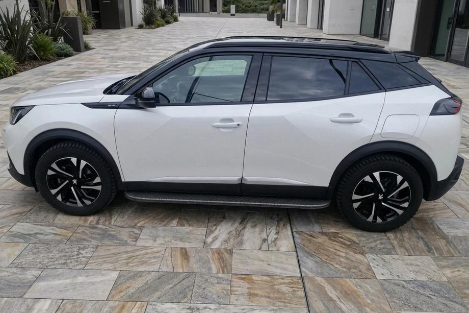 Peugeot 2008 2019- Praguri Laterale Bosphore Black (2 buc, Aluminiu) Image
