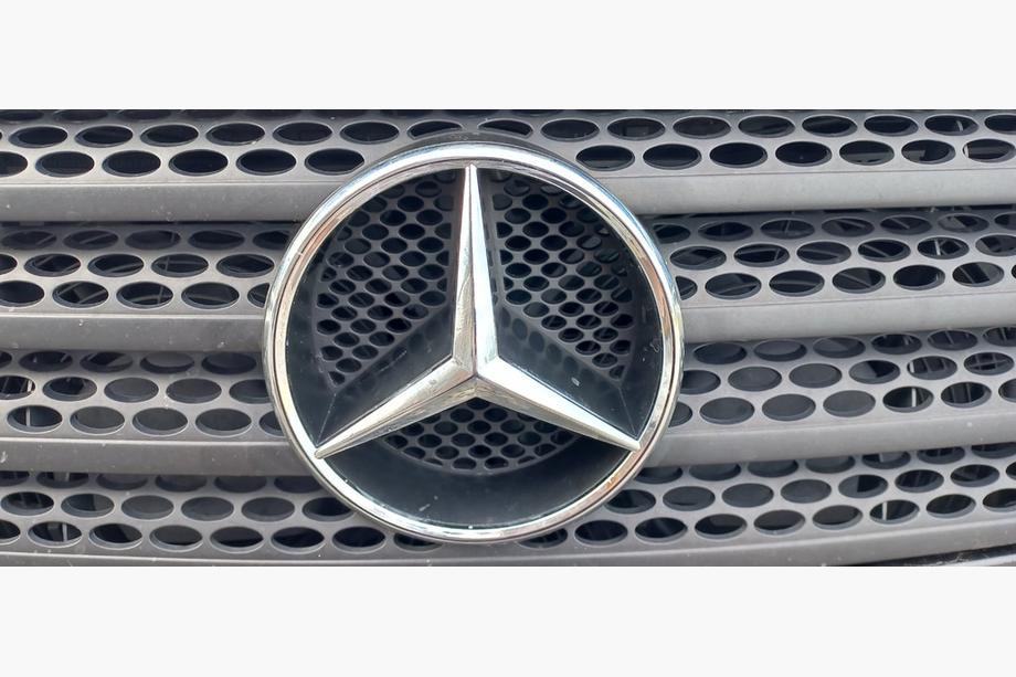 Mercedes Viano 2004-2014 Emblema fata (2004-2010) Image