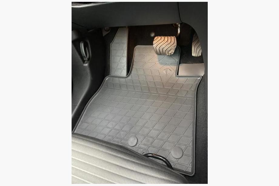 Renault Scenic/Grand 2016–2025 Covorase cauciuc Stingray (4 buc) Image