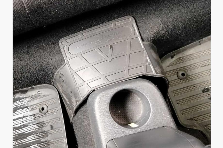 Skoda Fabia 2007-2014 Covoras tunel spate (Stingray Premium) Foto 2