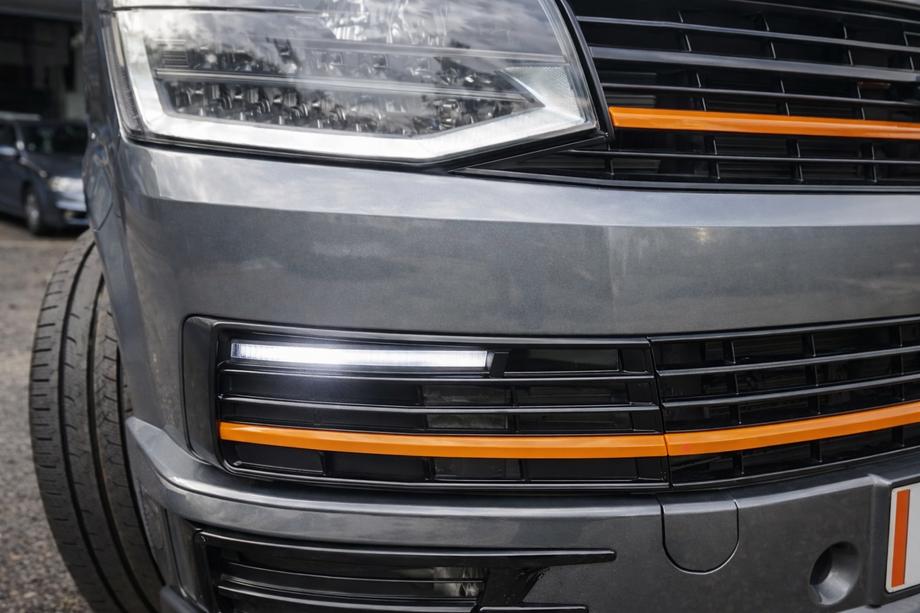 Volkswagen T6 2015-2024 Insertii DRL in bara (SportLine) Image
