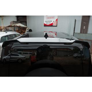 Spoiler V1 (negru) Land Rover Defender 2019- foto 2