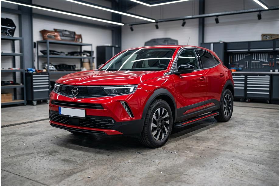 Opel Mokka 2021- Praguri Laterale Maya Red (2 buc, Aluminiu) Image