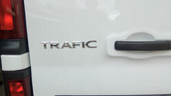 Renault Trafic 2015- Inscription Trafic 908900184R (247mm x 31mm) foto 1