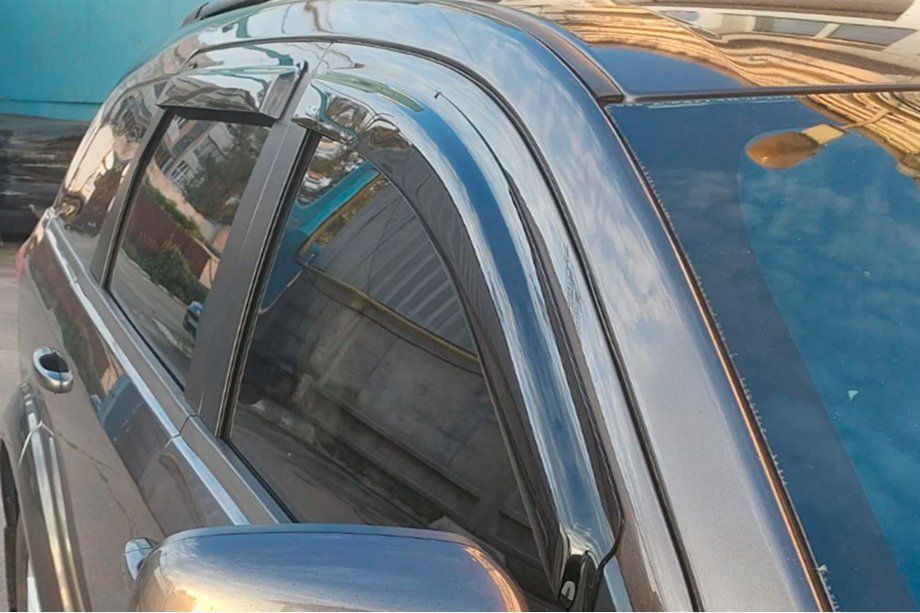 Fiat Freemont 2011-2016 Deflectoare Geamuri (4 buc, HIC) Image