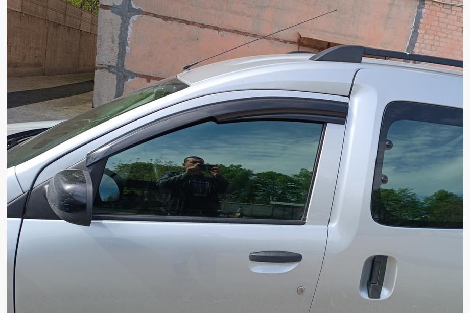 Renault Dokker 2013-2022 Deflectoare Geamuri (2 buc, Sunplex Sport) Image