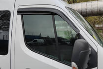Renault Master 2011-2023 Deflectoare Geamuri (2 buc, Sunplex Sport) foto 1