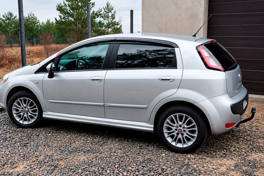 Fiat Punto Grande/EVO 2006-2018 Deflectoare Geamuri (4 buc, Sunplex Sport) Foto 2