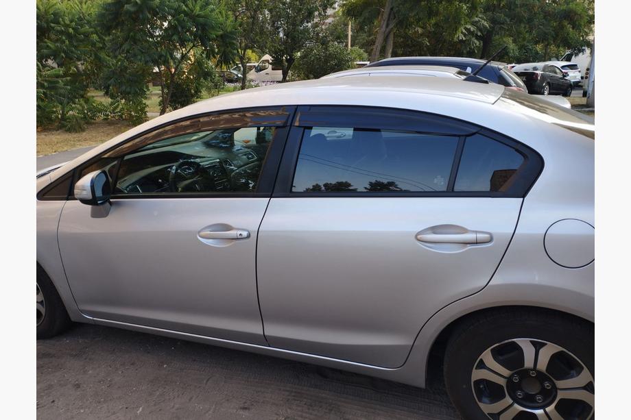 Honda Civic Sedan IX 2011-2016 Deflectoare Geamuri (4 buc, Sunplex Sport) Foto 4