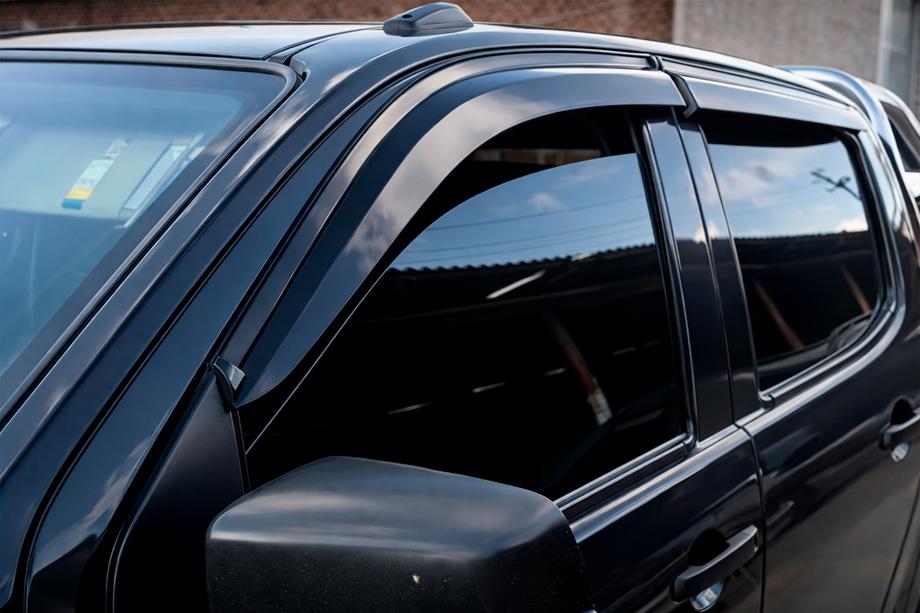 Isuzu D-Max 2019- Deflectoare Geamuri (4 buc, Sunplex Sport) Image