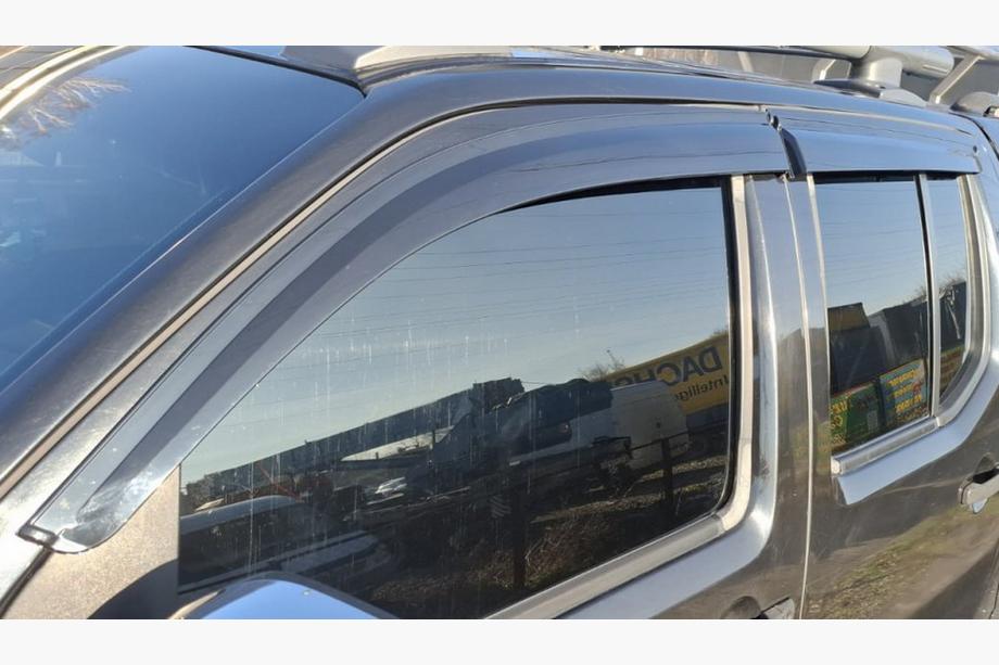 Nissan Navara 2006-2015 Deflectoare Geamuri (4 buc, Sunplex Sport) Foto 1