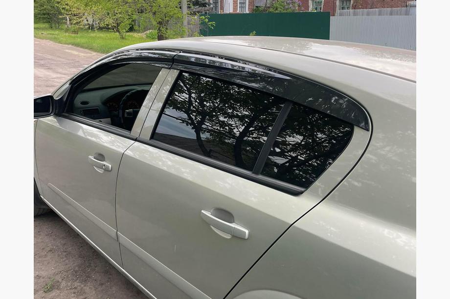 Opel Astra H 2004-2013 Deflectoare Geamuri HB (4 buc, Sunplex Sport) Foto 2