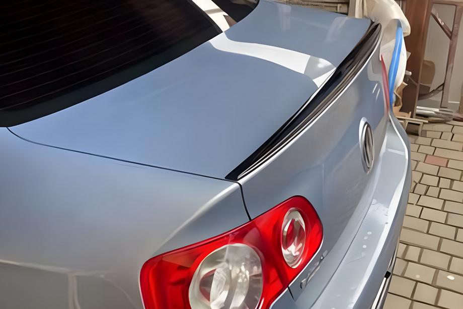 Volkswagen Jetta 2006-2011 Spoiler LIP (Sunplex, negru) (115,8cm x 6,3cm) Image