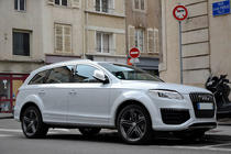 Audi Q7 2005-2015 Extensii aripi late V12 Model foto 3